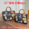 Suministro de comercio exterior 2026 nuevo patrón vintage bolso Boston, bolso de mano tipo almohada para hombro y cruzado, colección de 30 bolsos tipo almohada