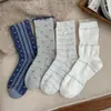 Calcetines de mujer de principios de otoño estilo coreano, color azul sal marina con volantes, a media pantorrilla, calcetines de algodón holgados estilo vintage versátil sin costuras, estilo bosque, estilo universitario
