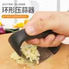 Aço Inoxidável 304 Manual Anel Alho Prensador Amassar Alho Pasta de Alho Artefato Amassar Alho Picado de Alho Doméstico Cozinha Ferramenta de Descascar
