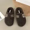 Chinelos peludos estilo coreano, sem cadarço, com sola grossa, novos para outono e inverno, para mulheres, forrados com fleece, chinelos de algodão 2026 para uso externo