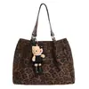Bolsa Tote Transfronteiriça Estampada de Leopardo para Mulheres, Novo Estilo Outono 2025, Elegante e Estilosa, Bolsa de Ombro/Axila Retro de Luxo Leve