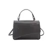 Bolso de mano de nicho elegante y sencillo con acabado de espejo, nuevo modelo otoño 2026, bolso cruzado de un solo hombro para el día a día