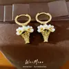 Brincos de pérola em formato de cesta de flores banhados a ouro 18K real, únicos e estilosos, brincos da moda com um toque de luxo leve e sofisticado, brincos femininos atacado