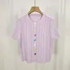 Suéter de Punto Juvenil con Botones Arcoíris de Nuevo Diseño para Primavera y Verano, Cuello Redondo, Top Energético y Dulce de Manga Corta