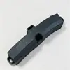 Pastillas de freno tipo P-38 fabricadas con material compuesto resistente al desgaste, moldeadas y formadas con agujeros de posicionamiento de instalación preestablecidos