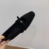Zapatos Individuales de Peluche Estilo Canalé con Aumento de Altura Interior para Mujer, Otoño e Invierno 2025, Adecuados para Faldas, Zapatos Mary Jane de Alta Gama, Zapatos Peludos