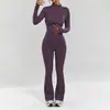 Conjunto de roupa de yoga de manga longa de secagem rápida, best-seller transfronteiriço, modelador e levantador de glúteos com bolsos laterais, levemente flare, conjunto de Pilates com sensação de pele para mulheres