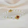 Pulseira Francesa Retro de Rubis e Madrepérola, Bordada à Mão com Pérolas, Luxo Acessível, Alta Qualidade, Personalizada e Versátil