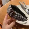 Diadema de Estilo Coreano para Mujer, Pinza para el Cabello a Cuadros Clásicos en Blanco y Negro, Accesorio para el Cabello Versátil y de Moda, Goma para el Cabello de Otoño e Invierno, Diseño de Corona Alta para Hacer que el Rostro Parezca Más Pequeño