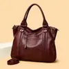 Bolsa feminina 2026 novo modelo bolsa de mão de grande capacidade bolsa de mãe bolsa de ombro versátil vintage da moda disponível para dropshipping