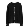 Suéter de tricô de cashmere estilo retrô coreano, ricamente adornado, com múltiplos botões, perfeito para looks de outono e inverno, com um design de cardigã elástico, justo ao corpo e moderno.
