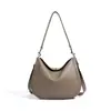 Bolso de Mano Retro Europeo y Americano Nuevo Otoño e Invierno Bolso de Hombro Tendencia para Viajes Bolso de Mujer Bolso de Diseño de Nicho Moda 2026