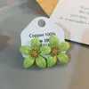 Pendientes de flores de primavera y verano para mujer, con aguja de plata S925, elegantes y femeninos, con pintura en aerosol de metal y cinco hojas.