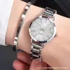 Relógio de Pulso Feminino com Pulseira de Aço Temperado À Prova d'Água para o Dia a Dia Conjunto de Pulseira com Relógio de Pulso Feminino de Quartzo Elegante e Simples Relógio para Prova