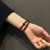 Pulseira de Ágata Vermelha e Olho de Tigre Amarelo, Pulseira de Cristal Natural Duplo Círculo com Pedras Multicor, Melhora a Sorte e Atrai Riqueza, Joias para Atacado