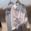 Camisa Negra de Nicho Estilo Francés para Mujer, Nuevo Modelo Otoño 2026, Lujo Ligero de Dama Rica, Camisa Corta Elegante para Figuras Pequeñas