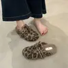 Zapatos Birkenstock de Suela Gruesa, Medias Zapatillas con Puntera para Mujer, Nuevas Zapatillas de Lana de Algodón Gris Perezoso Otoño e Invierno 2025