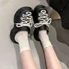Pantuflas Únicas de Diseñador Cómodas Versátiles de Punta Cerrada para Mujer 2025 Primavera/Verano Nueva Moda Sandalias de Tira de Punta Cerrada para Mujer