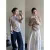 Llegó. Top ajustado de punto en capas para mujer para principios de otoño, con diseño de imitación de dos piezas con bloques de color y un cárdigan de punto de imitación lana.