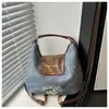 Bolsa Feminina Versátil e Chique Tendência Outono 2025 Nova Bolsa de Mão Fofa e Estilosa Bolsa de Ombro Casual Simples Leve