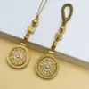 Pingente Chaveiro de Carro Bússola Auspiciosa Oito Tesouros Banhado a Ouro com Fivela de Segurança de Diamante, Ornamento Rotativo, Presente para Amigas
