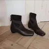 Botas de Ballet Elásticas Retrô Femininas 2026 Novo Estilo Moda Tendência Bico Quadrado Botas Meia Design Nariz de Porco Botas Curtas