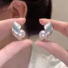 Brincos de Argola de Pérola Suaves e Doces Estilo Francês, Simples e Exquisitos, Pequenos Estilo Chanel, Elegantes e de Luxo Leve, Brincos do Mesmo Estilo de Celebridade da Internet