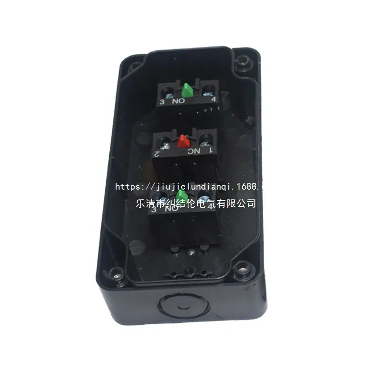 3孔按钮盒