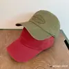 Gorra de mujer de alta calidad con ala ancha y copa suave Gorra de béisbol para hombre y mujer Estilo coreano de moda Marca Bordado de letras Gorra de calle para parejas