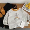 Camiseta Bangcheng para Niños 2026 Otoño Nueva Llegada Bloques de Color Rayas Dibujos Animados Pulóver Niñas Bebé Capa Base Clase A