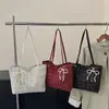 Bolsa de Ombro Feminina de Grande Capacidade, Bolsa Feminina da Moda 2025 Inverno Novo Estilo Coreano Pequena Estilo Fragrante Bolsa de Ombro Axila