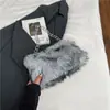 Bolso de Felpa Nuevo Otoño e Invierno 2025 Nuevo Modelo Cadena Hombro Moda Versátil Bolso de Hombro Nuevo Bolso Peludo Negro