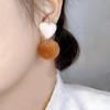 Pendientes de Felpa con Bloques de Color de Personalidad para Otoño e Invierno para Mujer 2026 Nuevos Pendientes de Moda de Venta Caliente con Diseño Único