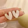 Pendientes de Perla Estilo Coreano Francés Elegante con Cierre de Plata 925 Pendientes de Gama Alta Corazón Flor Pendientes Versátiles para Mujer Venta al por Mayor