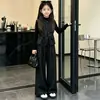 Conjunto de Outono de Alta Qualidade para Meninas 2026 Novo Estilo Colete de Alta Qualidade Calça Casual para Crianças de Média e Mais Velhas Moda de Outono Conjunto de Três Peças