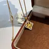Artesanía de dibujo estilo tela italiana trébol de cuatro hojas pulsera serpiente espiritual collar de serpiente pendientes de serpiente de diamante anillo de serpiente