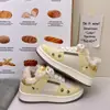 Sapatos Brancos de Lã Quente com Solado Grosso para Mulheres 2025 Novo Nicho Tênis de Algodão Duplo Casual Estudante Sapatos de Pão