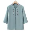 Estilo Nuevo Primavera/Verano 2026 Blusa Bordada Transpirable Estilo Nacional para Mujeres de Mediana Edad y Mayores