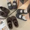 Zapatos Planos de Abuela Grises de Velcro Otoño Mary Janes Mujer Lunares Nuevos Versátiles de Corte Bajo Zapatos Individuales 2026 de Lana