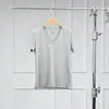 Liquidação em Tamanhos Limitados: Pijama para Uso Diário em Casa, Algodão Puro, Macio, Cinza, Caimento Ligeiramente Solto, Camiseta Clássica de Manga Curta com Decote V para Mulheres