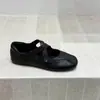 Sapatilhas estilo europeu femininas 2026 novo estilo corte baixo bico redondo tira cruzada sola macia Mary Jane sapatos de couro versátil delicado sapatos únicos