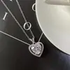 Design Clássico de Nicho Pingente de Amor em Forma de V Feminino Banhado a Ouro 18K Rosa Princesa Pedra Amarela Mosan Pingente Elegante