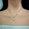Moda Francesa Elegante Temperamento Zirconia Collar Diseño Personalizado Acero de Titanio Gargantilla para Mujeres No se Desvanece Cadena Versátil para Clavícula