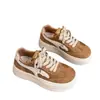 Zapatillas blancas de cuero genuino con punta redonda y suela gruesa para mujer, nueva colección otoño/invierno 2026, calzado deportivo casual versátil