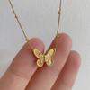 Collar de Acero de Titanio de Mariposa Romántica de Venta Caliente Japonés y Coreano Accesorios para Mujeres Verano Lujo Accesible Nicho Oro de 18K Cadena Clavicular Inmarcesible
