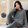 Pijama de Manga Longa para Mulheres, Outono, Gola Redonda, Listrado, com Bojo no Peito, Conjunto Fino Casual Vestível para Casa, Tamanho Plus