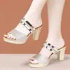 Casual Versátil Hueco Estilo Coreano Talla Grande 2026 Verano Nuevo Suela Gruesa Tacón Grueso Punta Abierta Boca de Pez Chanclas Slip-on Modernas