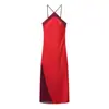 Comércio exterior transfronteiriço, vestuário feminino, nova coleção de outono, estilo europeu e americano, design moderno, vestido elegante de gola halter com color-blocking, justo ao corpo