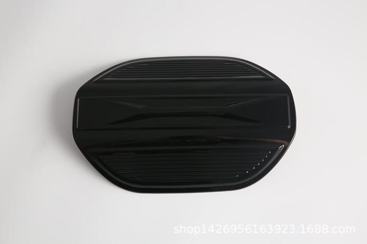 M黑 (4).jpg