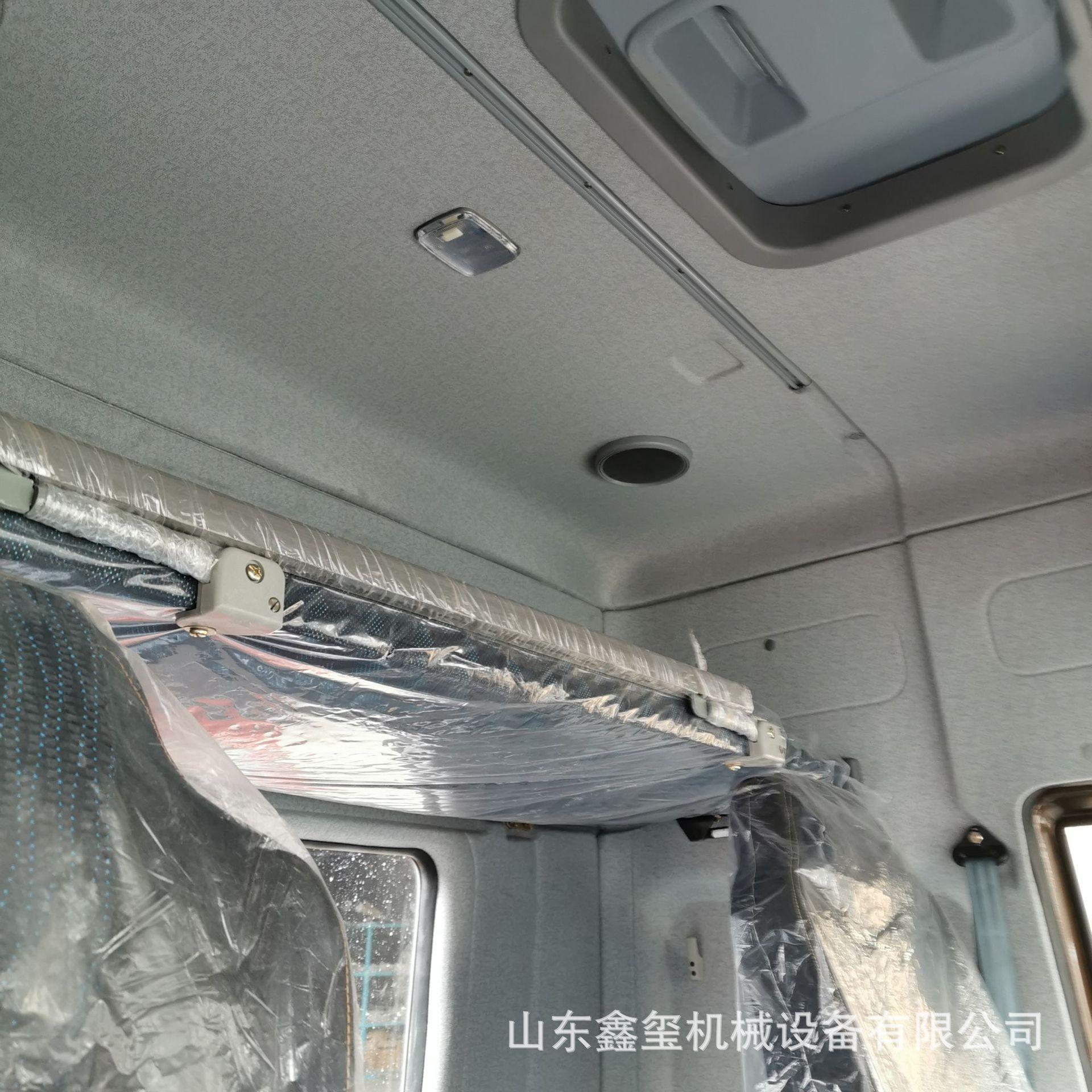 解放天V驾驶室 (12).jpg